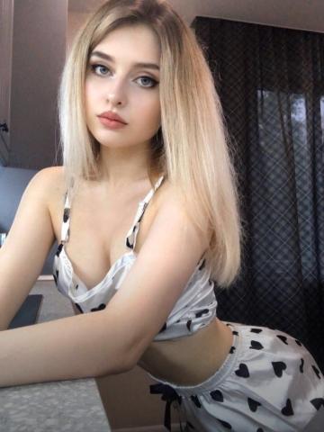 Проститутка Лея